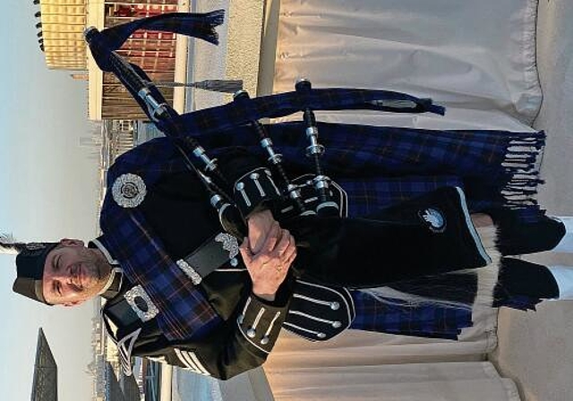 Roger Speckert bringt Schottland an Anlässe und Feste. zVg