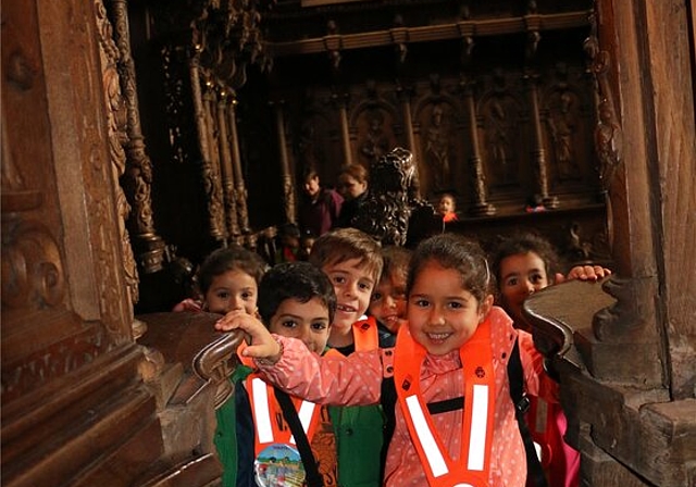 Die Geheimtüre in der Wettinger Mönchskirche wurde von Kindergärtlern entdeckt.bär