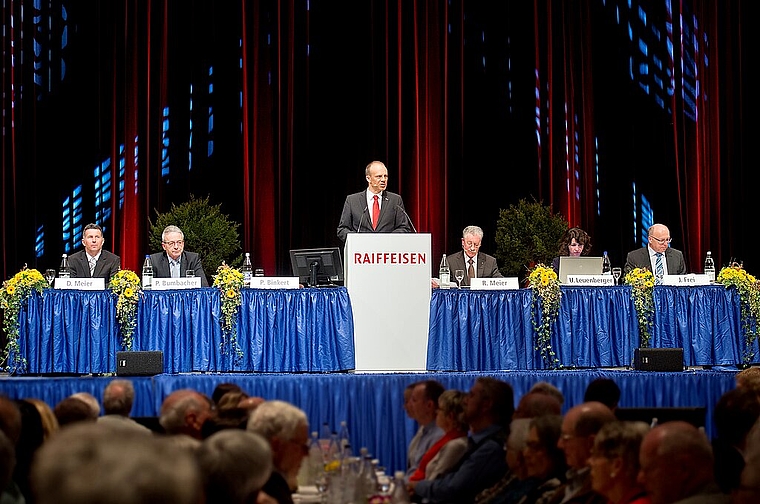 Patrick Binkert, Vorsitzender der Bankleitung, begrüsst die Anwesenden. Foto: zVg