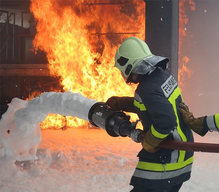 Mai 2015 Training bei der Chemiewehrschule in Zofingen. Foto: zVg
