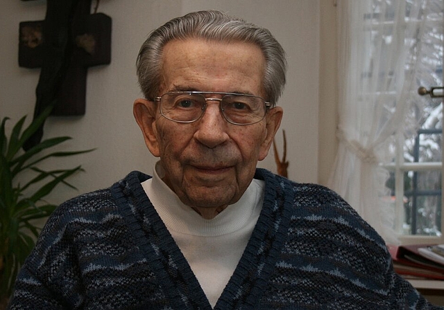 Pfarrer Alois Keusch erinnert sich an bewegte Zeiten im St. Anton Wettingen. Foto: ska