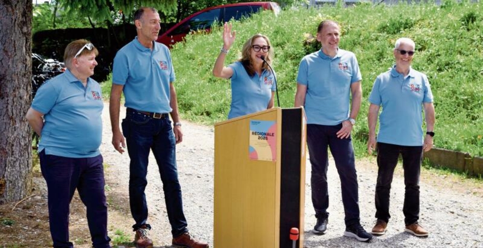 Sie stehen ihren Gemeinden vor (v. l.) Michael Deplazes, Geroldswil; Anton Möckel, Würenlos; Rahel von Planta, Oetwil an der Limmat; Markus Schmid, Killwangen; und Markus Mötteli, Spreitenbach.  Ian Stewart