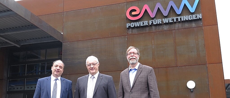 Sie wollen das EWW wappnen für die Zukunft: (v.l.) Gemeindeammann Markus Dieth,Gemeinderat Roland Kuster, EWW-Geschäftsleiter Peter Wiederkehr.Foto: Mü
