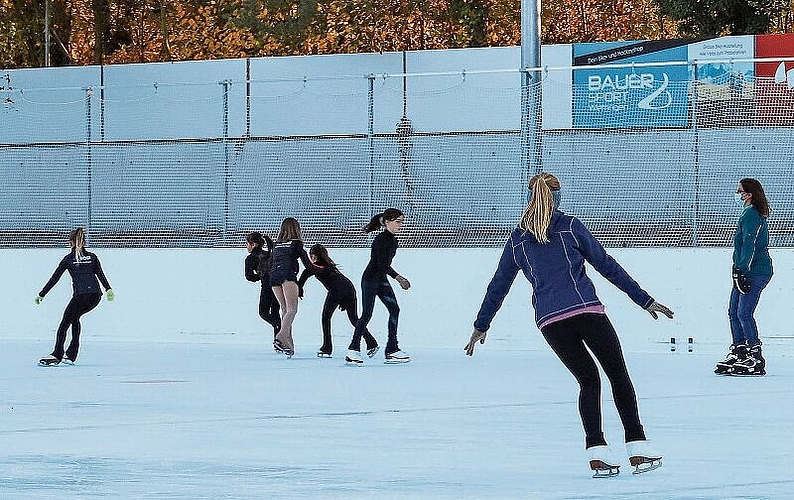 Das offene Eisfeld wurde am vergangenen Wochende der Öffentlichkeit übergeben. Gaby Kost
