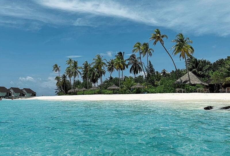 Die Insel Fushifaru am nordöstlichen Rand des Lhaviyani-Atolls.sib