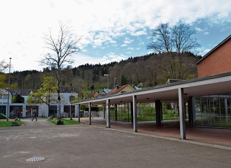 Blick von der Boostock-Anlage  in Richtung altes Gemeindehaus. ihk