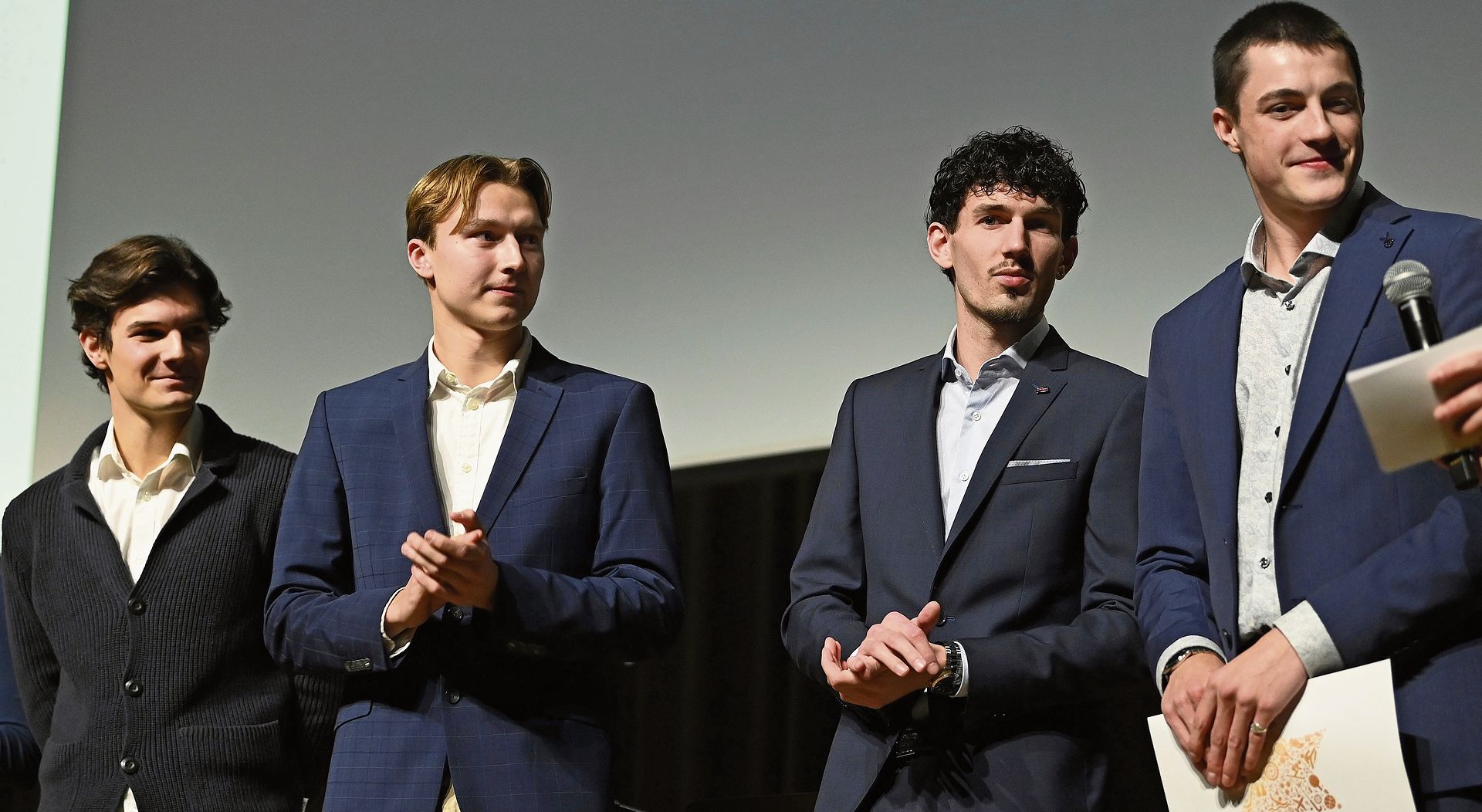 Sie sind U-21-Europameister im Hallenhockey: (v.l.) Alessio Brunold, Max Fischbach, Timo Graf, Jens Flück.Alexander Wagner