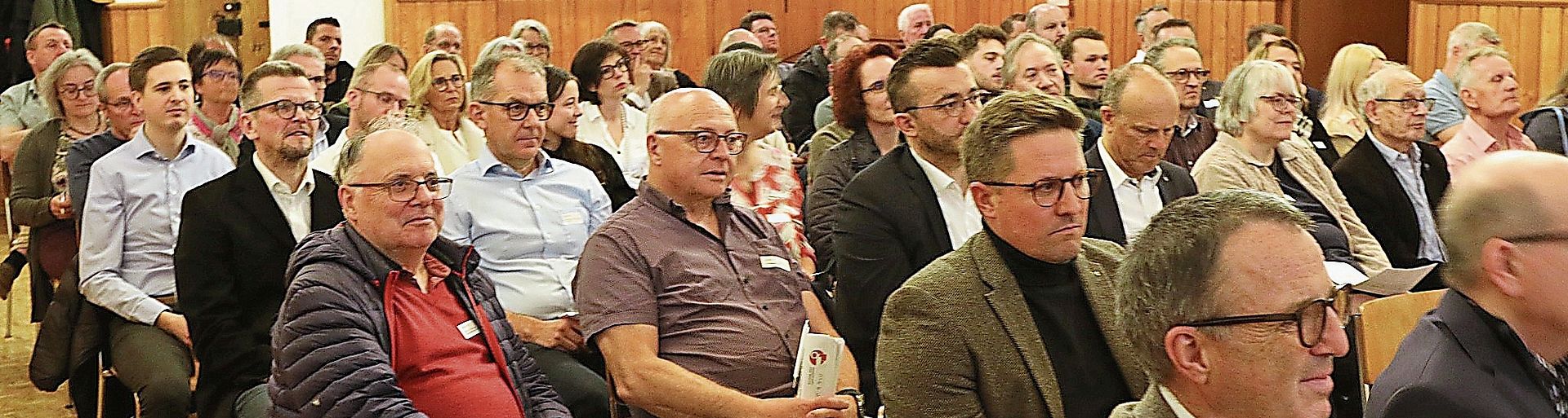 Die Gewerbler feiern das 80-Jahr-Jubiläum ihres Vereins und setzen sich an der GV für       den Weihnachtsmarkt ein. Melanie Bär