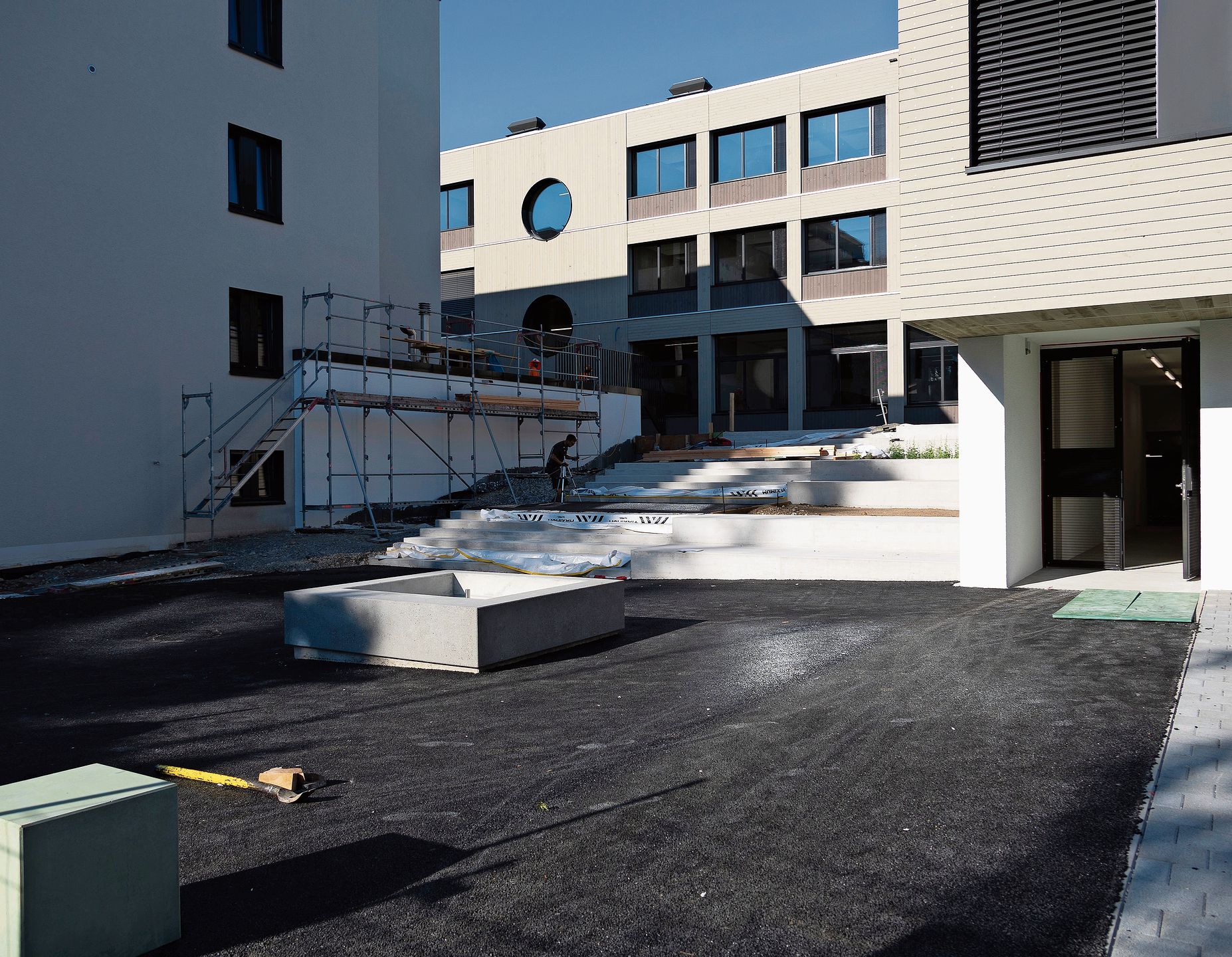 Die Treppe verbindet die verschiedenen Schulgebäude.gk Die Treppe verbindet die verschiedenen Schulgebäude.gk