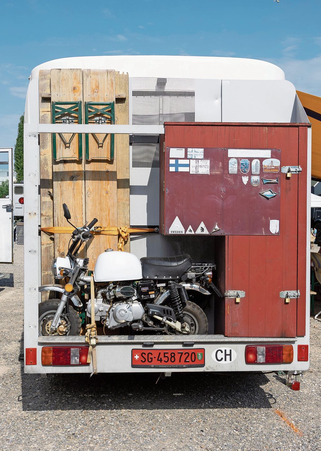 Alles dabei, was man zum Campen braucht. 