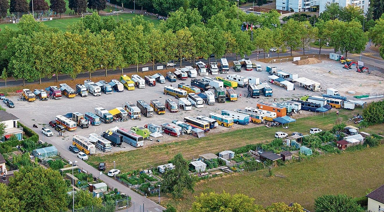 5. Bus- und Wohnbus-Oldtimertreffen auf der  Zirkuswiese in Wettingen.Roger Egloff