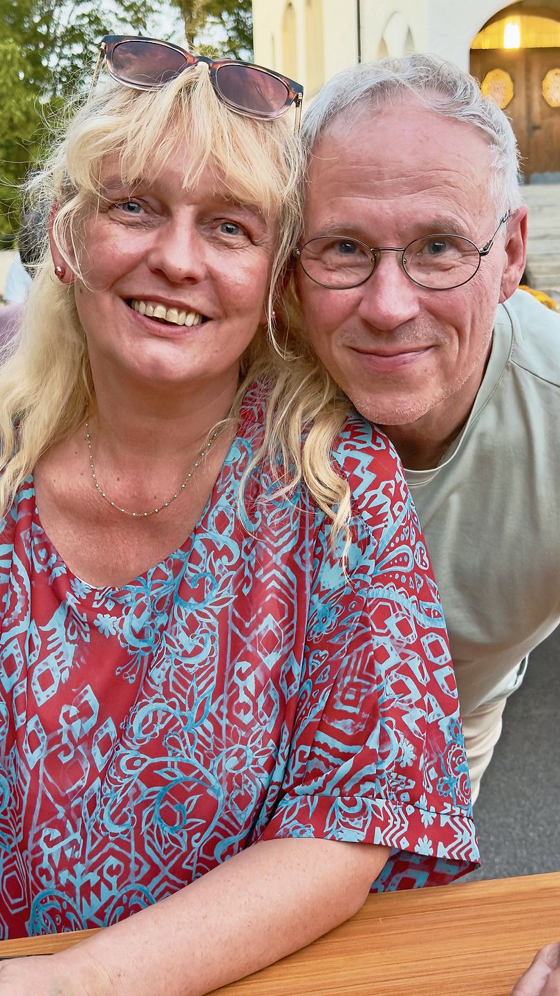 Michael Wernke und Anna Grondecka, von Wangen an der Aare zugezogen«Anna lebte bereits in Neuenhof. Die Liebe war der Grund, weshalb ich hierherzog. Uns gefallen die gute Wohnlage und die gute Anbindung.» Michael Wernke und Anna Grondecka, von Wangen an der Aare zugezogen«Anna lebte bereits in Neuenhof. Die Liebe war der Grund, weshalb ich hierherzog. Uns gefallen die gute Wohnlage und die gute Anbindung.»