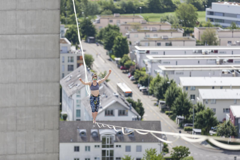 Hin und her liefen die Athleten in luftiger Höhe drei Tag lang. (Sandra Ardizzone)