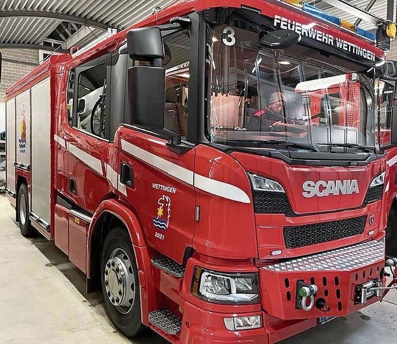 Leuchtend rot: Das neue PIF erstrahlt in klassischer Feuerwehrfarbe.  (Bilder: zVg)