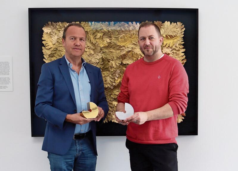 Einmal Gold und einmal Silber: René Bosshard (l.) und Marc Philip Seidel freuen sich über den Edelmetallsegen. Das kleine Museum zeigt’s den Grossen. Rinaldo Feusi