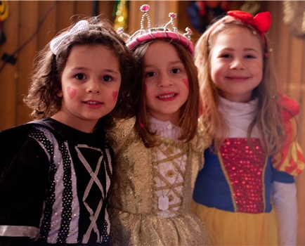 Prinzessin im Konfettiglück.
