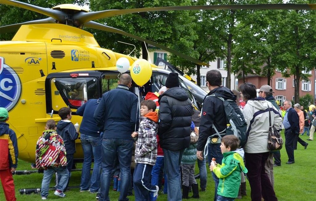 Die Plätze im Heli scheinen beliebt. Fotos: ll Die Plätze im Heli scheinen beliebt. Fotos: ll