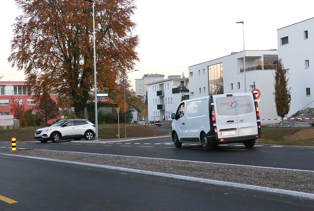 Der neu gestaltete Knoten Fadacker mit der Ein- und Ausfahrt Steinigstrasse, wo falsch gefahren wird. (Melanie Bär)
