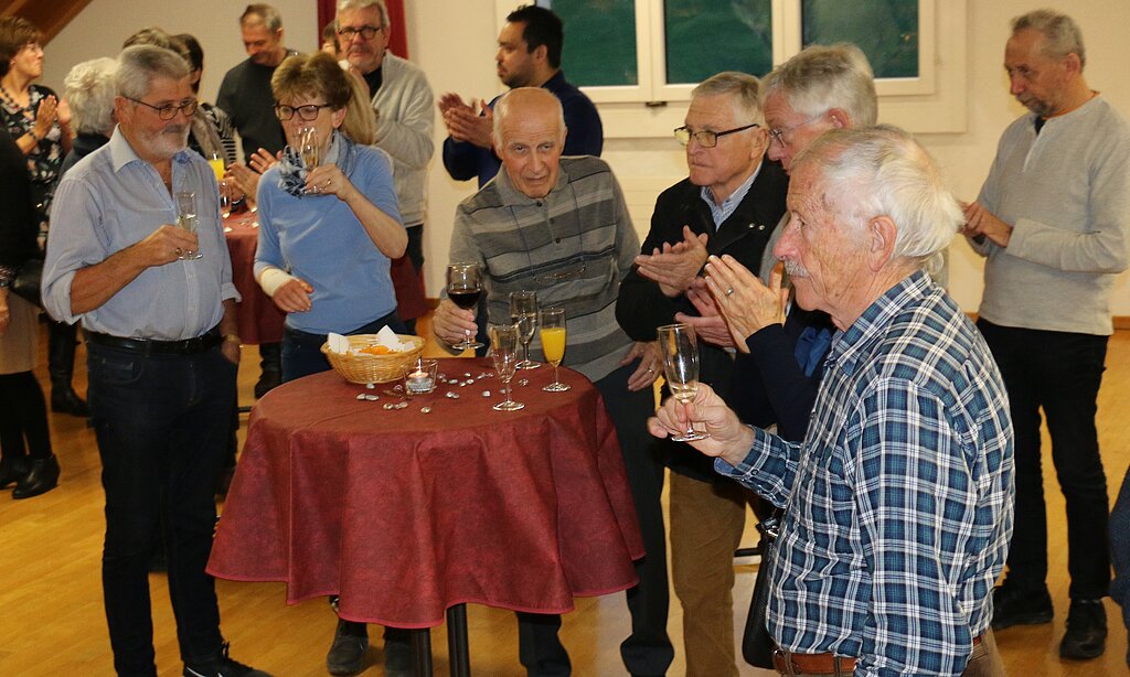 Mehr als 70 Besucher am Apéro. (bär)